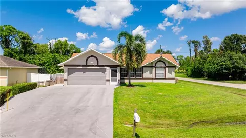 8241 Albatross Rd, Fort Myers, FL 33967
