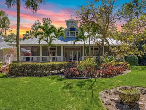 6480 Sandalwood Ln, Naples, FL 34109