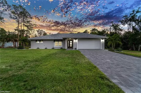 4106 3rd Ave SW, Naples, FL 34119