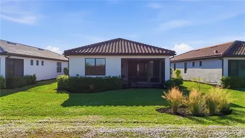 Exterior - 20064 Kingmont Dr, Estero, FL 33928 photo 4 of 5