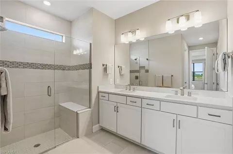 Bath - 20064 Kingmont Dr, Estero, FL 33928 photo 1 of 2