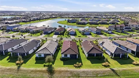 View/Area - 20064 Kingmont Dr, Estero, FL 33928 photo 4 of 5