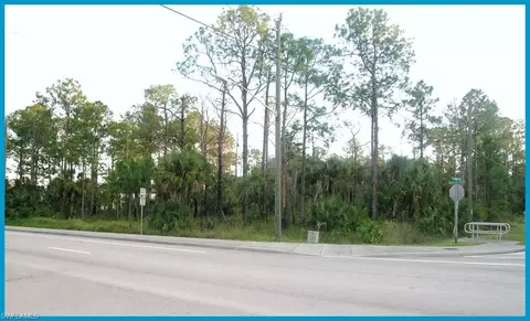 100 Golden Gate Blvd, Naples, FL 34120