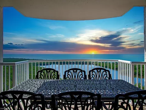 6849 Grenadier Blvd #1803, Naples, FL 34108