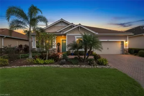 3837 Helmsman Dr, Naples, FL 34120