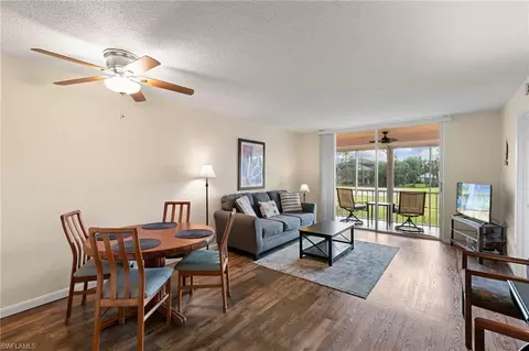 160 Turtle Lake Ct #210, Naples, FL 34105