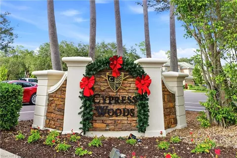 2910 Cypress Trace Cir #102, Naples, FL 34119