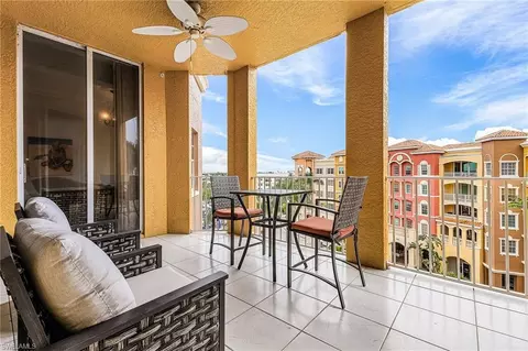 451 Bayfront Pl #5503, Naples, FL 34102