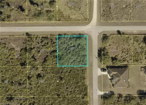 4406 E 14th St, Lehigh Acres, FL 33972