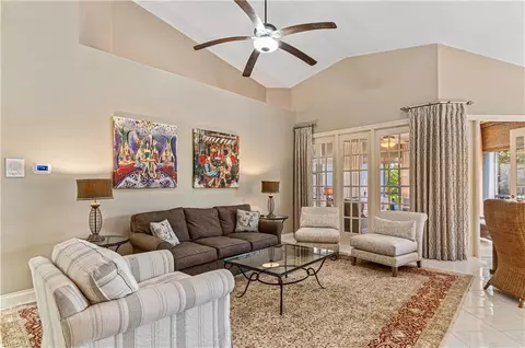 191 Colonade Cir, Naples, FL 34103