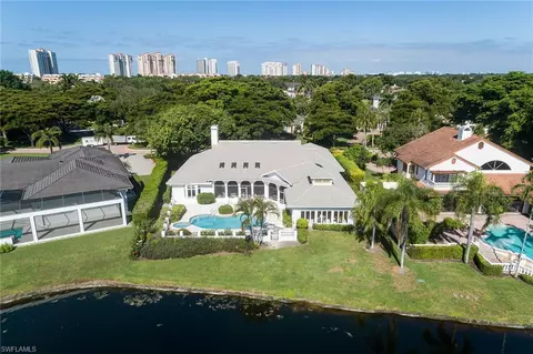 708 Nathan Hale Dr, Naples, FL 34108