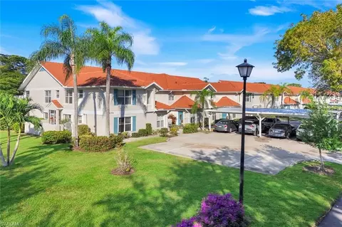 5070 Cedar Springs Dr #203, Naples, FL 34110