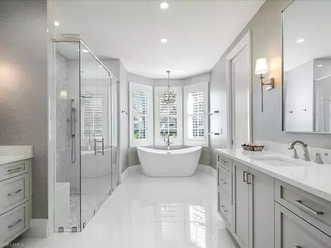 Bath - 6665 Mill Run Cir, Naples, FL 34109 photo 1 of 5