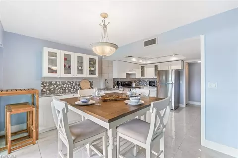 Dining - 1724 Bald Eagle Dr #512C, Naples, FL 34105 photo 1 of 2