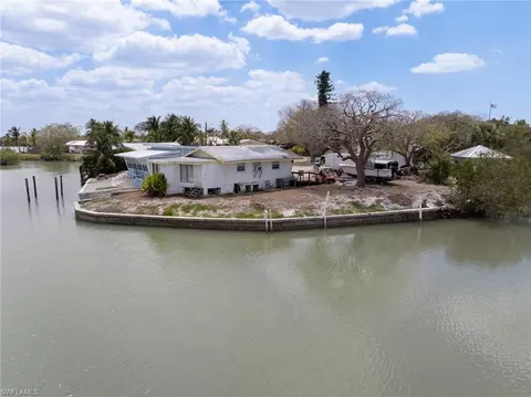315 Pettit Dr, Marco Island, FL 34145