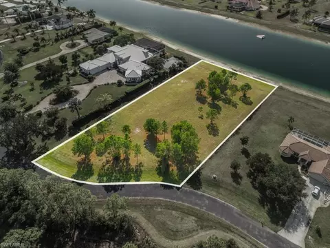 20200 Slalom Course Ct, Estero, FL 33928 photo 11