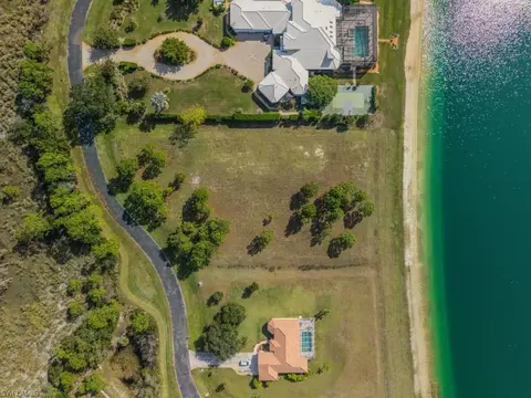 20200 Slalom Course Ct, Estero, FL 33928 photo 6