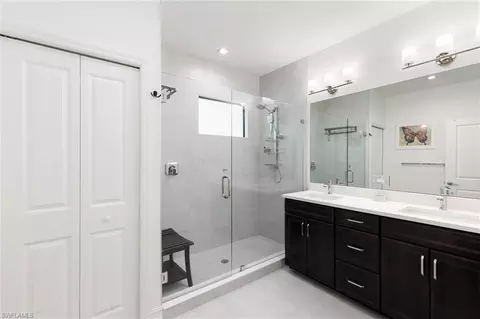 Bath - 7480 Rockefeller Dr, Naples, FL 34119 photo 1 of 4