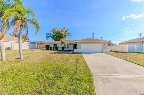 740 SW 5th St, Cape Coral, FL 33991