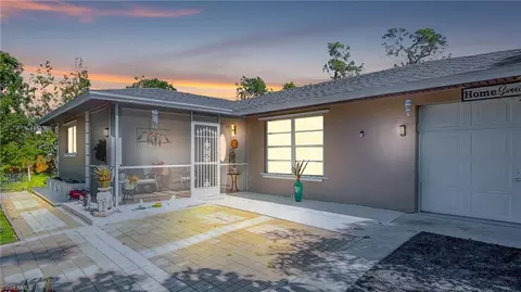 5238 Floridan Ave, Naples, FL 34113