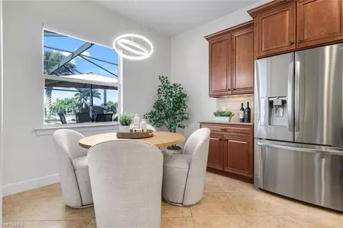 Dining - 9103 Graphite Cir, Naples, FL 34120 photo 3 of 4