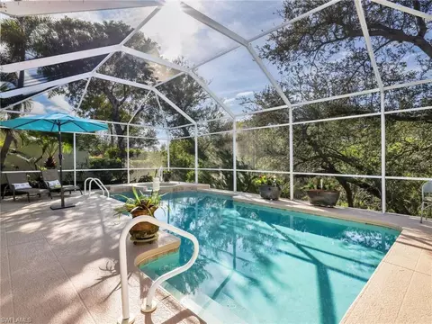 353 Steerforth Ct, Naples, FL 34110 photo 2