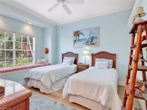 353 Steerforth Ct, Naples, FL 34110 photo 25