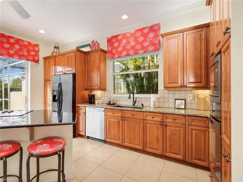 353 Steerforth Ct, Naples, FL 34110 photo 16