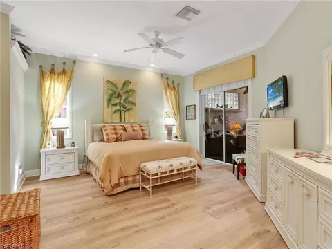 353 Steerforth Ct, Naples, FL 34110 photo 6