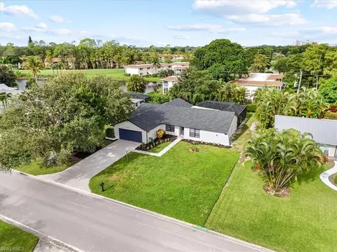 4396 Beechwood Lake Dr, Naples, FL 34112