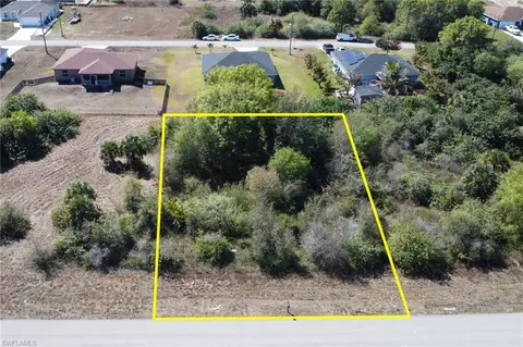 2553 Sunniland Blvd, Lehigh Acres, FL 33971