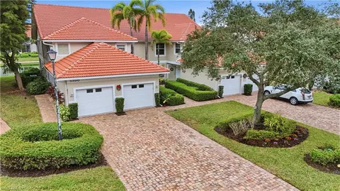 5390 Andover Dr #101, Naples, FL 34110