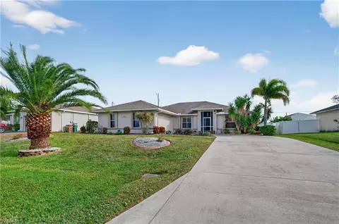 1815 NE 2nd Pl, Cape Coral, FL 33909