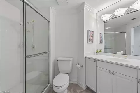 Bath - 60 Seagate Dr #1606, Naples, FL 34103 photo 3 of 4