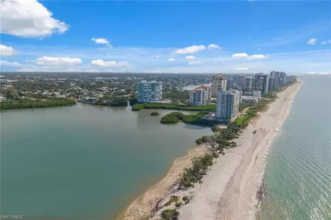 View/Area - 60 Seagate Dr #1606, Naples, FL 34103 photo 7 of 13