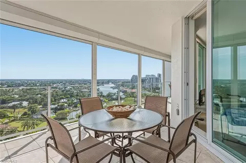 Exterior - 60 Seagate Dr #1606, Naples, FL 34103 photo 2 of 5