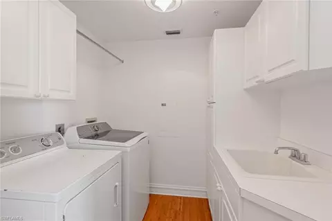 Other - 60 Seagate Dr #1606, Naples, FL 34103 photo 4 of 9
