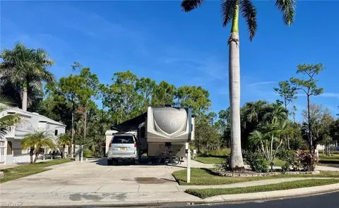 1348 Diamond Lake Cir, Naples, FL 34114