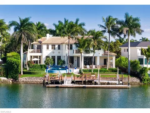 Exterior - 3520 Gin Ln, Naples, FL 34102 photo 6 of 8