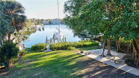 442 18th Ave S, Naples, FL 34102 photo 3