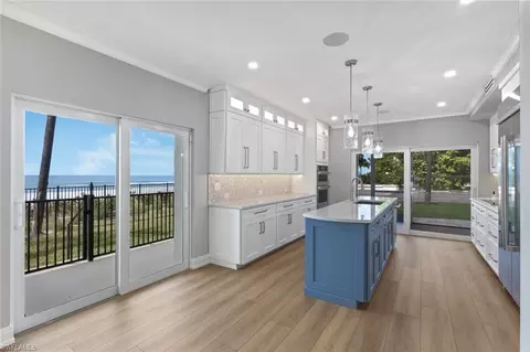 3399 Gulf Shore Blvd N #111, Naples, FL 34103