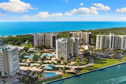 21 Bluebill Ave #904B, Naples, FL 34108