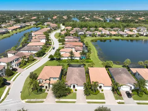 View/Area - 4613 Abaca Cir, Naples, FL 34119 photo 2 of 8