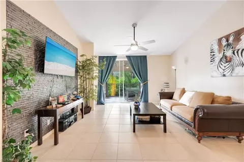 6625 Huntington Lakes Cir #203, Naples, FL 34119