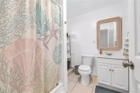 Bath - 2772 Riverview Dr, Naples, FL 34112 photo 3 of 3