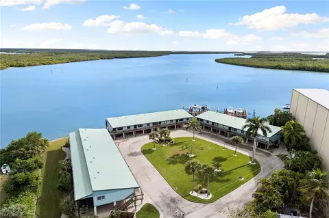 611 Palm Ave #H36, Goodland, FL 34140