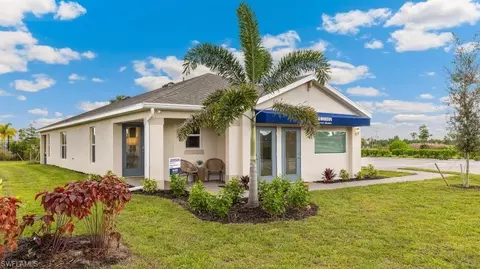 2692 Star Coral Dr, North Fort Myers, FL 33903