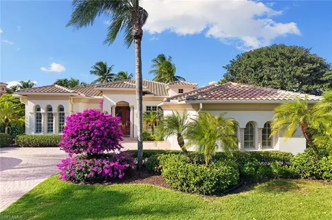 1701 Venezia Way, Naples, FL 34105