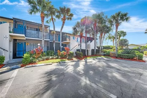 4150 Looking Glass Ln #5, Naples, FL 34112