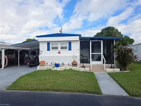 23 Enchanting Blvd, Naples, FL 34112